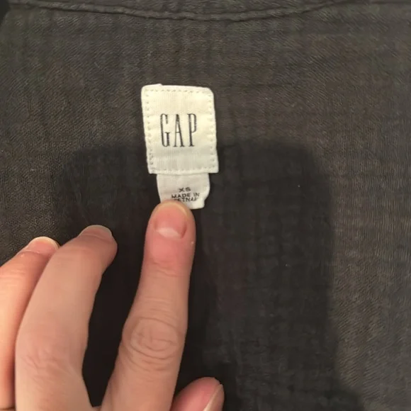 Black gap gauze romper with tie waist size xs - Picture 2 of 2